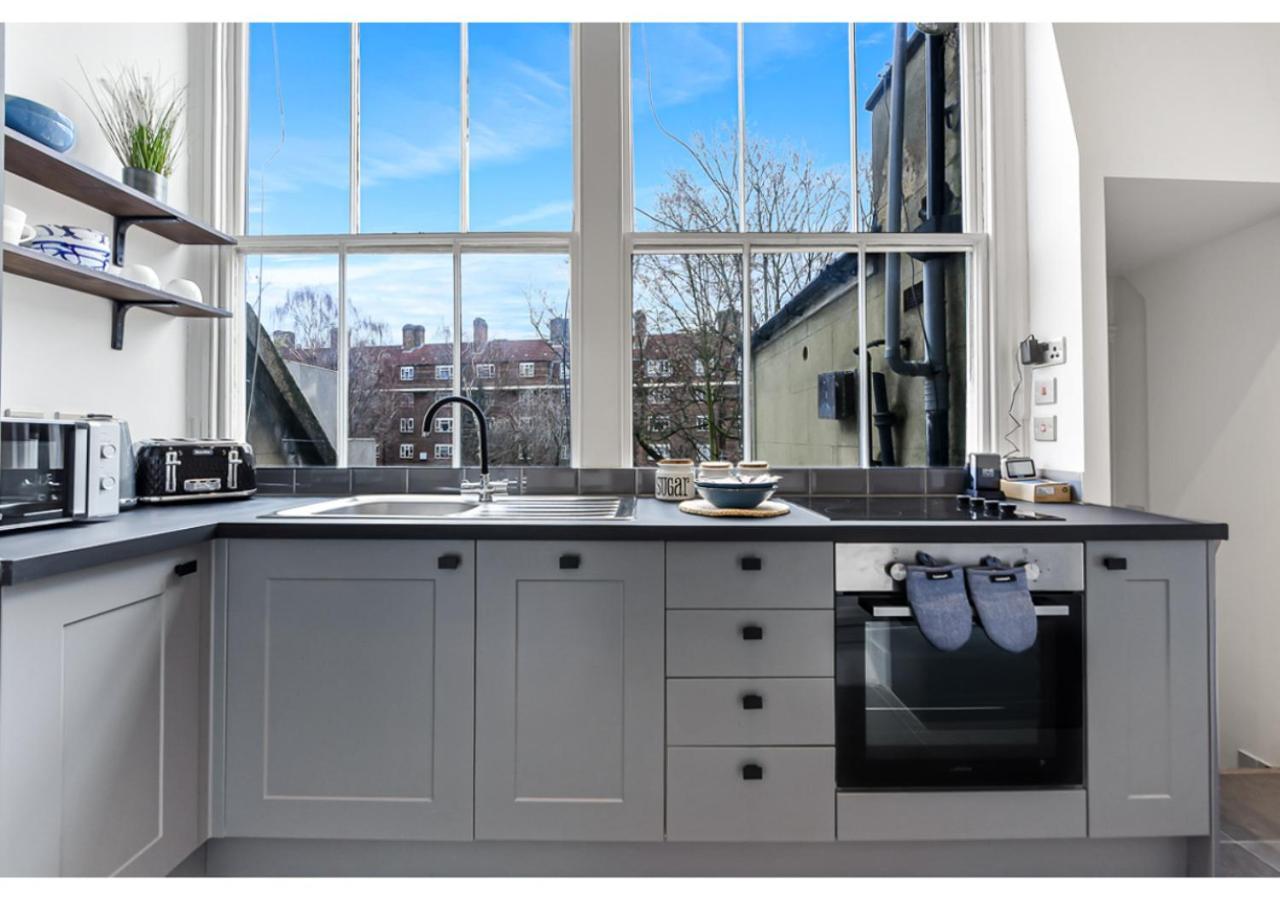 Apartamento Upscale Urban Haven: Luxury Flat Londres Exterior foto